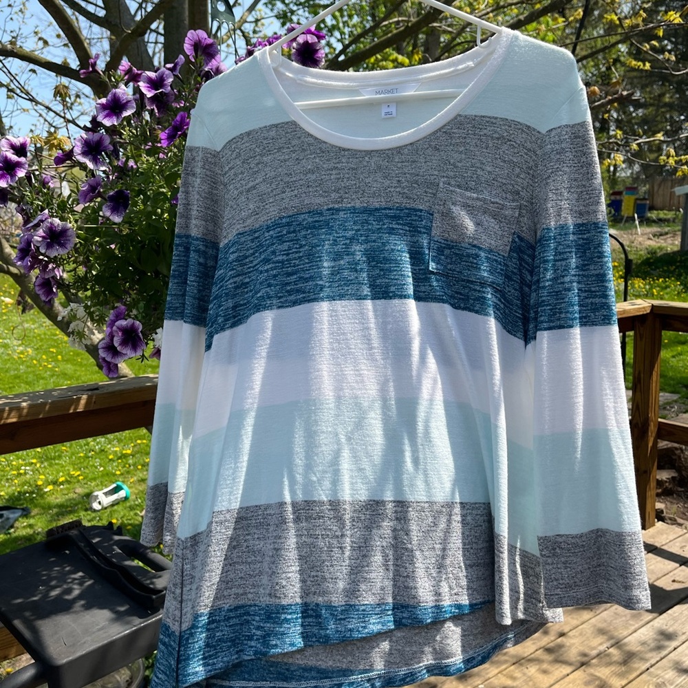 Women’s sweater
